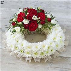 Traditional Wreath Red Large